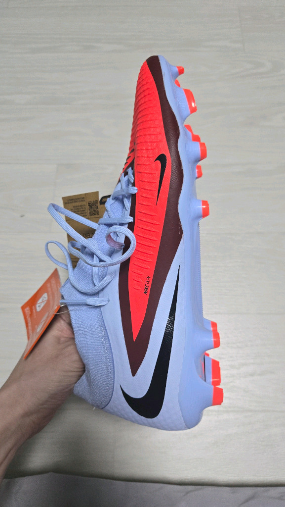 나이키 팬텀6 하이 ACAD FG MG 295mm 판매합니다 축구화 이미지