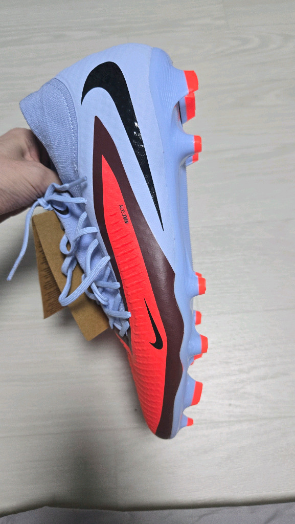 나이키 팬텀6 하이 ACAD FG MG 295mm 판매합니다 축구화 이미지