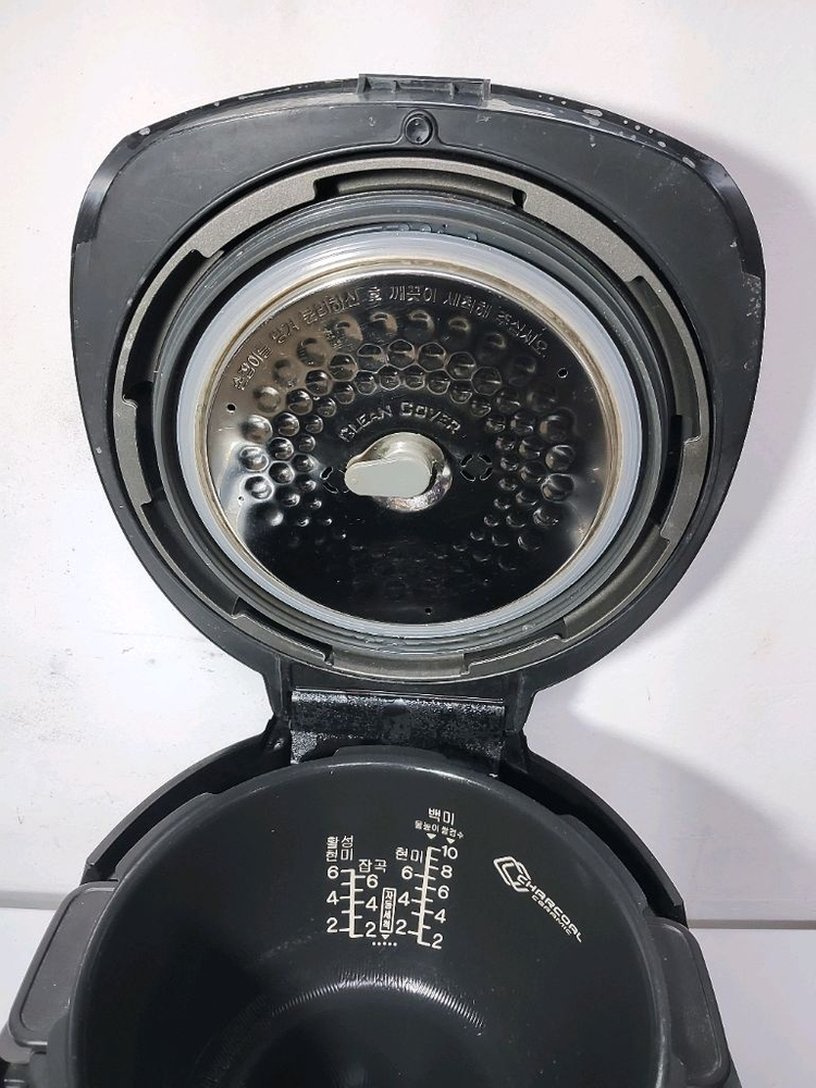 쿠첸 10인용 전기압력밥솥 이미지