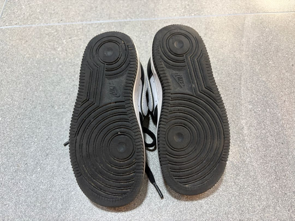 나이키 에어포스 1 키즈 신발,180사이즈 이미지