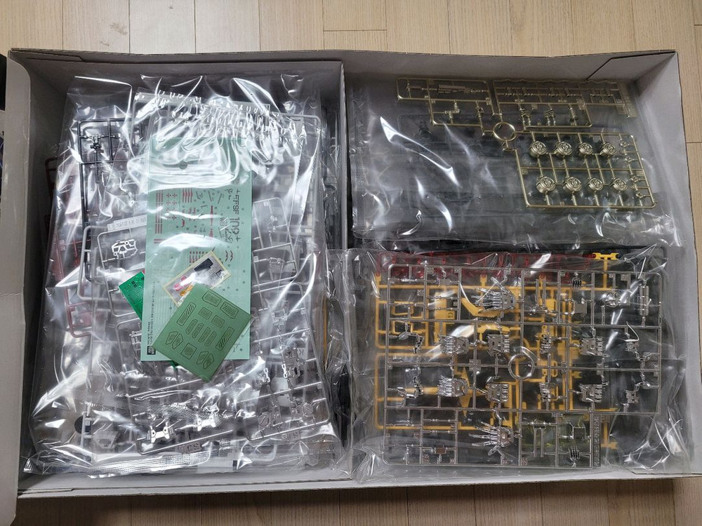 반다이 PG 퍼스트건담 언리쉬드 이미지