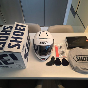 쇼웨이 네오텍 2 오토바이 헬멧 + 세나 srl-mesh 이미지