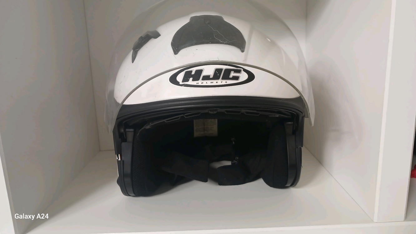 HJC IS-34 퓨어 화이트 선바이저 오픈페이스헬멧(XL)왼쪽 덕트가 하나 빠져서 저렴하게 판매하오니 예민하신분 이미지