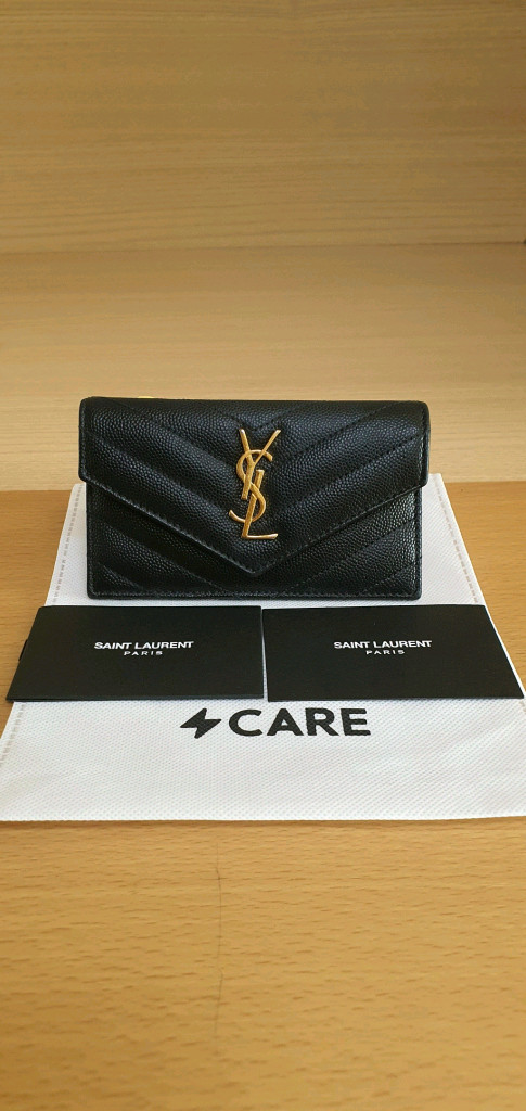 입생로랑 생로랑 카드지갑/지갑 금장 정품S급(감정O)구찌프라다루이비통디올고야드샤넬셀린느보테가생로랑발렌시아가버버리가방 이미지