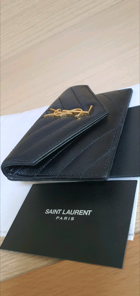 입생로랑 생로랑 카드지갑/지갑 금장 정품S급(감정O)구찌프라다루이비통디올고야드샤넬셀린느보테가생로랑발렌시아가버버리가방 이미지