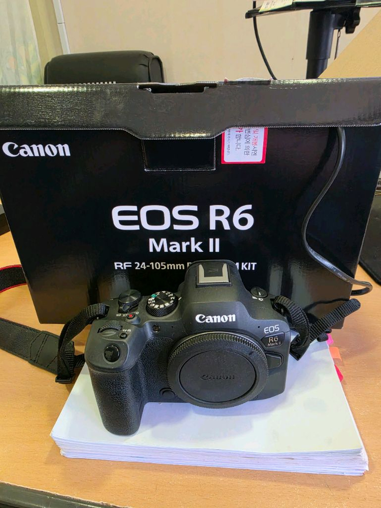 신품급 4천컷)캐논 EOS R6 Mark II 카메라 RF 바디 이미지
