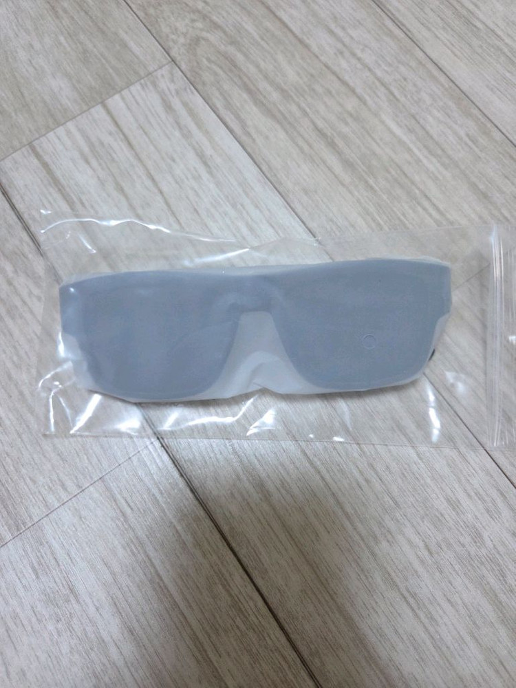 디올 오블리크 선글라스 이미지