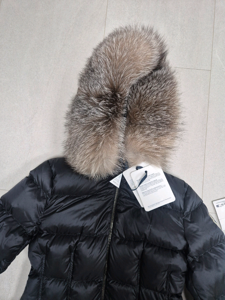 23fw 몽클레어 보에딕 리얼퍼 폭스퍼 2사이즈(새상품) 이미지