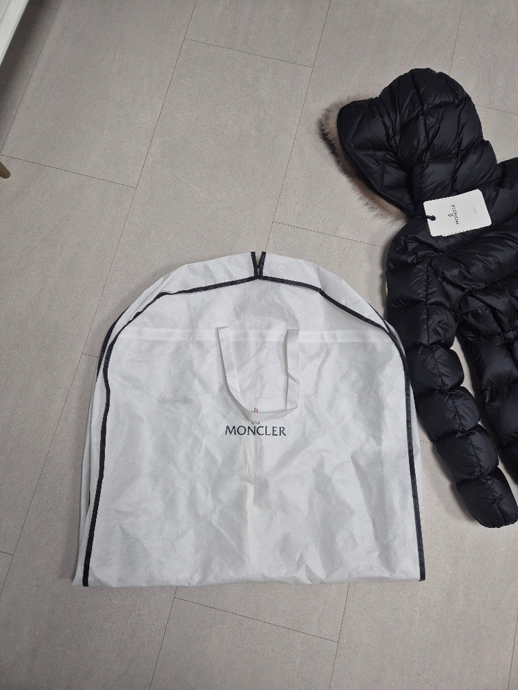 23fw 몽클레어 보에딕 리얼퍼 폭스퍼 2사이즈(새상품) 이미지