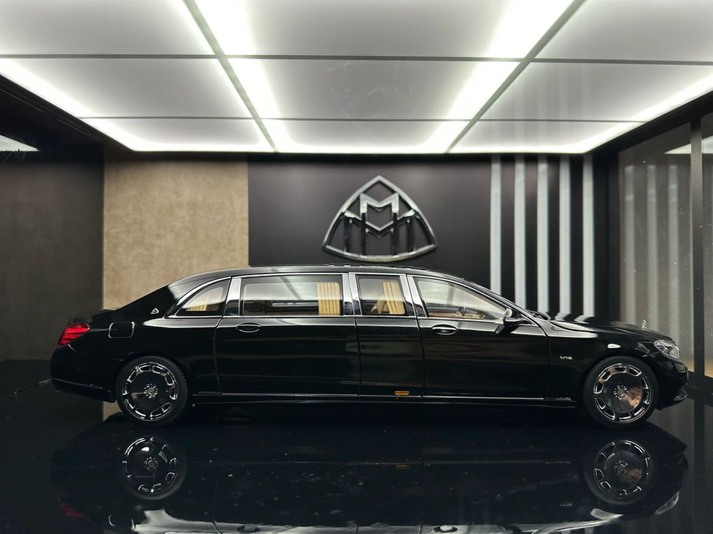 벤츠 마이바흐 S600 풀만 다이캐스트 블랙1:18 이미지