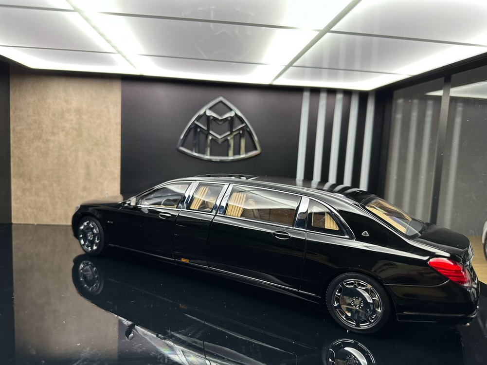 벤츠 마이바흐 S600 풀만 다이캐스트 블랙1:18 이미지