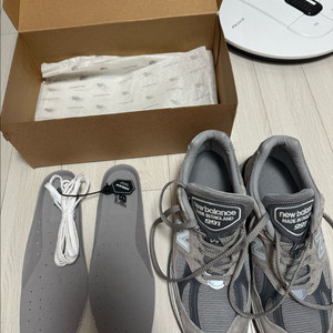 뉴발란스 991 v2 그레이 사이즈 280 팝니다 이미지