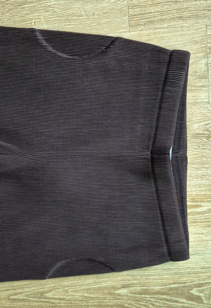 이세이미야케 플리츠플리즈 ISSEYMIYAKE 해칭플리 이미지