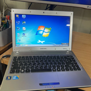 삼성 노트북 SENS Q330 윈도우7 i5 이미지