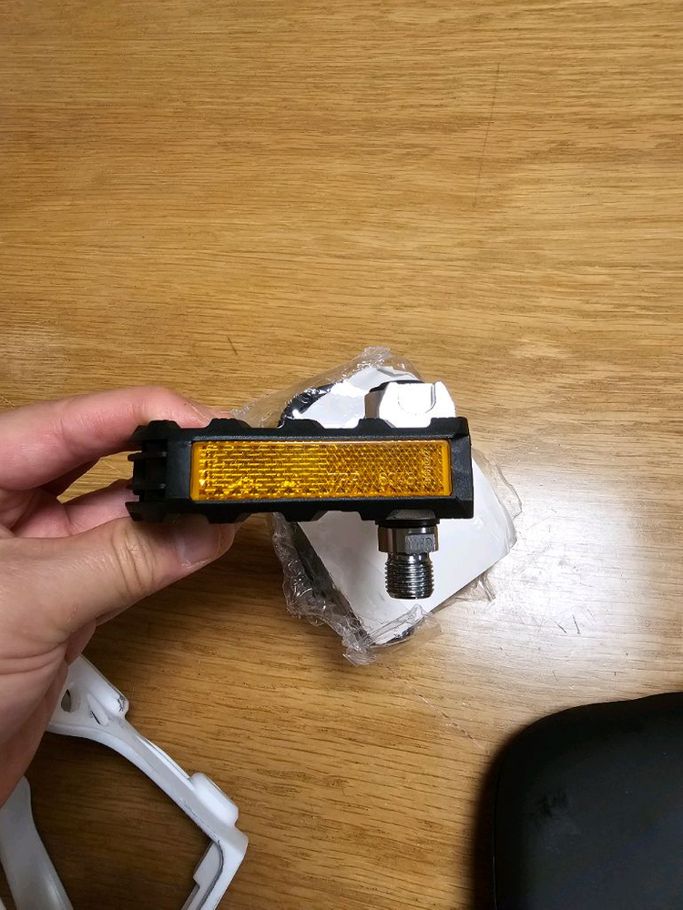 7d안장 uct안장 무명 안장, 접이식페달,물병꽂이2개 모두 이미지