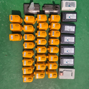 코드제로 배터리33 다이슨 배터리 2개 삼성 제트청소기 배터리 6개 판매 이미지