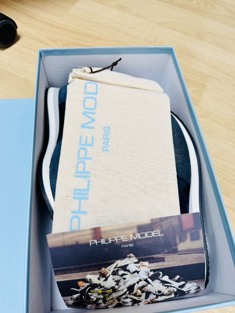 [정품/새제품]필립모델 트로페즈 바사 블루 카모플라주 여성 신발 팝니다 이미지