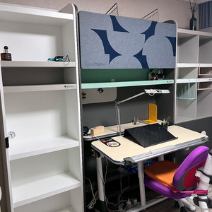 니스틀그로우 책상, 책장, 의자 셋트(두종류) 이미지