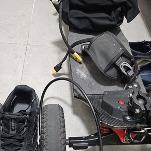 전동 스케이트보드 이미지