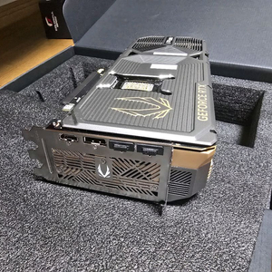 zotac 5080 amp extreme 이미지