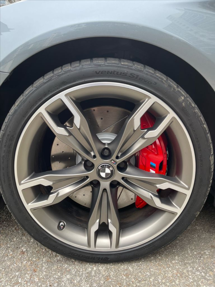 bmw g30 550i 정품 668m 20인치 휠+타이어 팝니다 이미지