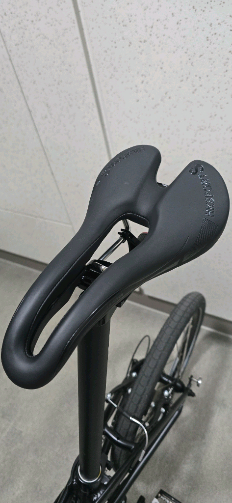 턴 d8 접이식 미니벨로 자전거 이미지