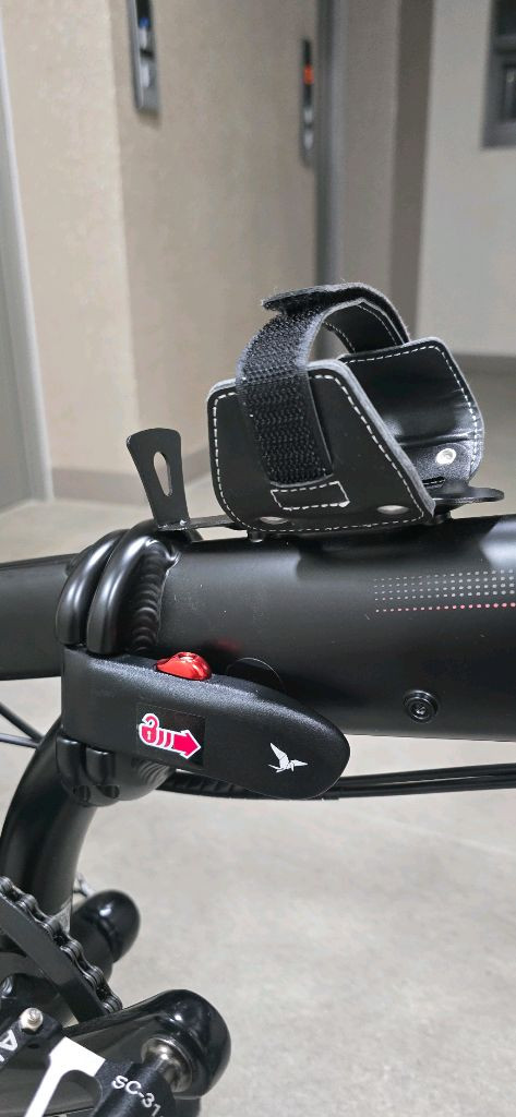 턴 d8 접이식 미니벨로 자전거 이미지