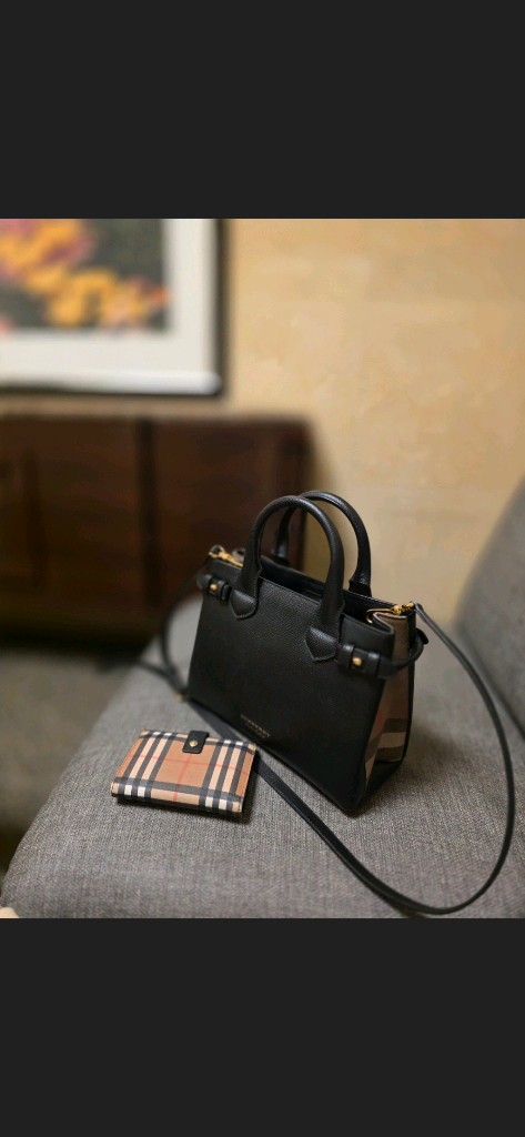 버버리 체크 카드지갑 / 정품 풀구성 / 상태좋음 이미지