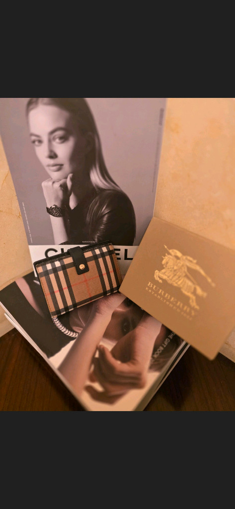 버버리 체크 카드지갑 / 정품 풀구성 / 상태좋음 이미지