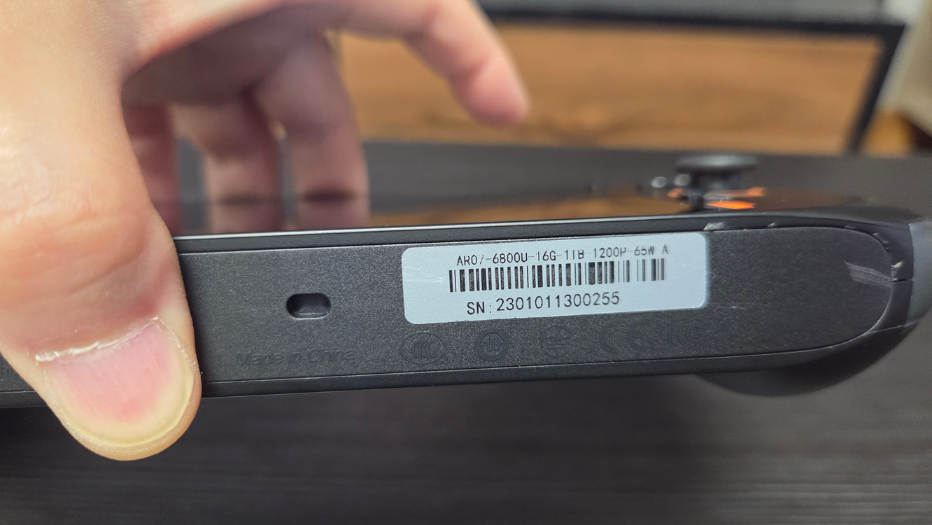 원엑스플레이어 미니 프로 (OneXPlayer Mini Pro) 1테라 이미지