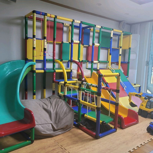 정글짐 놀이터 미끄럼틀 이미지