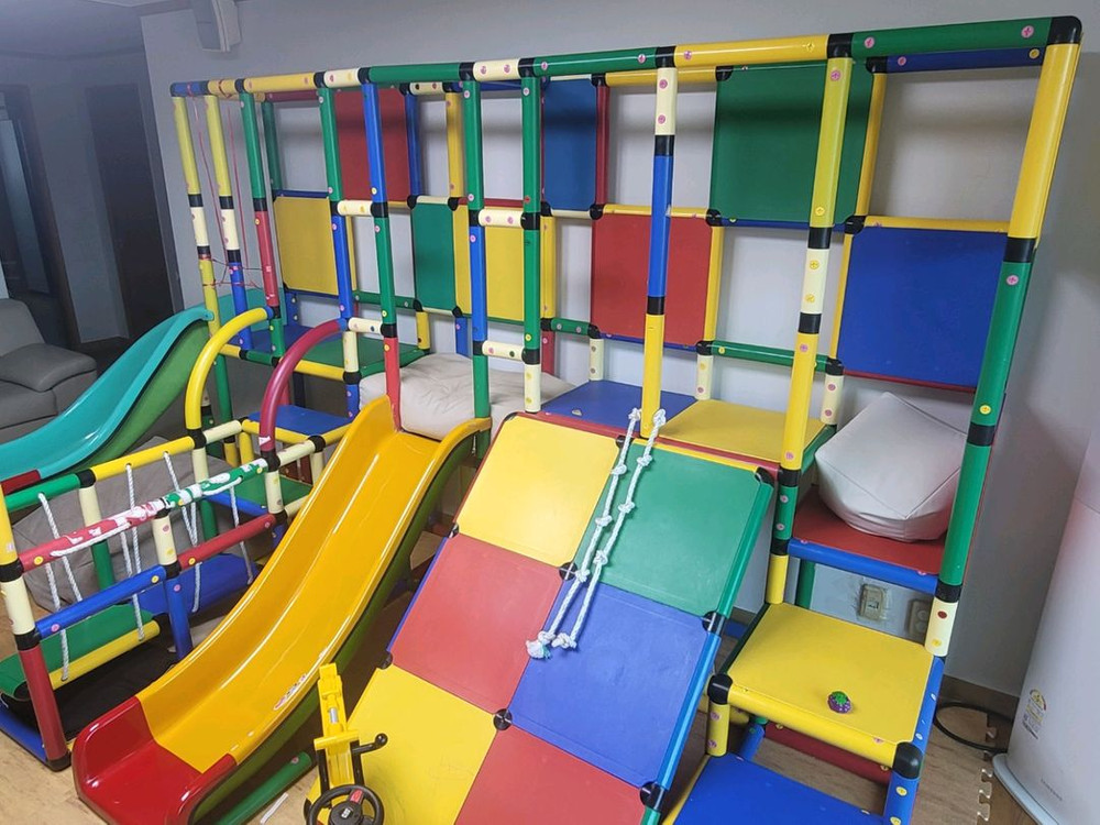 정글짐 놀이터 미끄럼틀 이미지