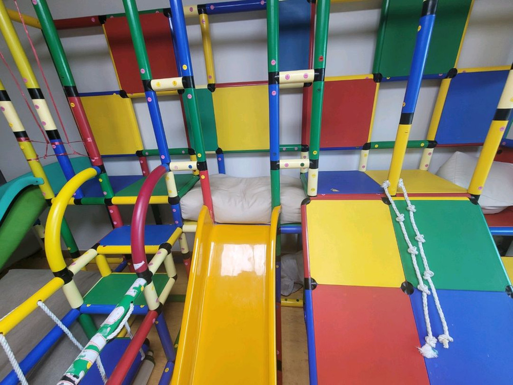 정글짐 놀이터 미끄럼틀 이미지