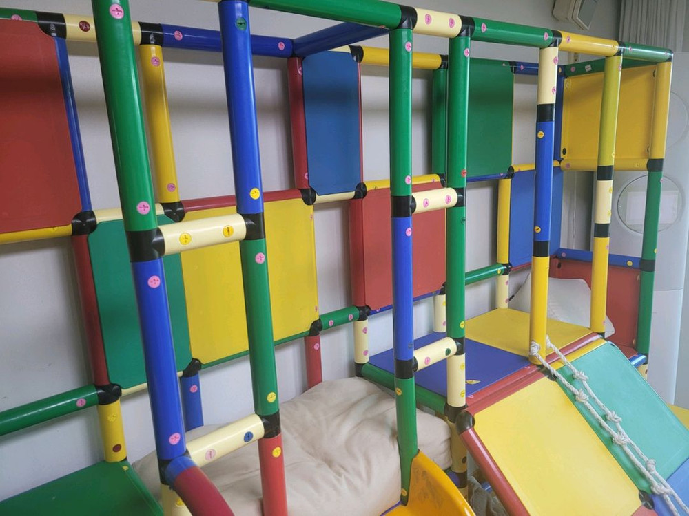 정글짐 놀이터 미끄럼틀 이미지