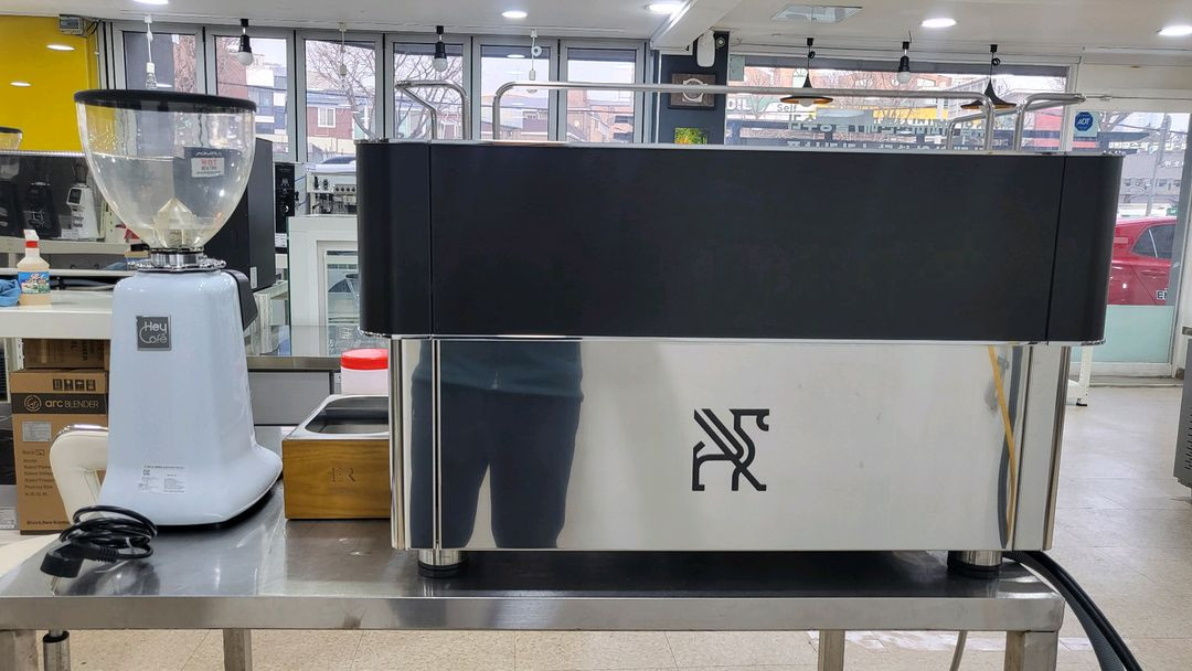 도제 콰트로 커피머신 헤이카페전자동그라인더 포함 이미지