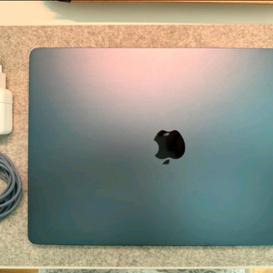 맥북 에어 M2 15인치 16기가 이미지