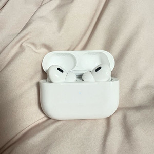 무선 이어폰 프로 2세대 이미지