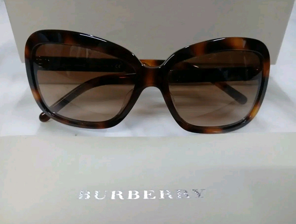 [이태리 정품] 버버리 여성용 선글라스 (사이즈 꼭!!! 보세요...!!!) 이미지