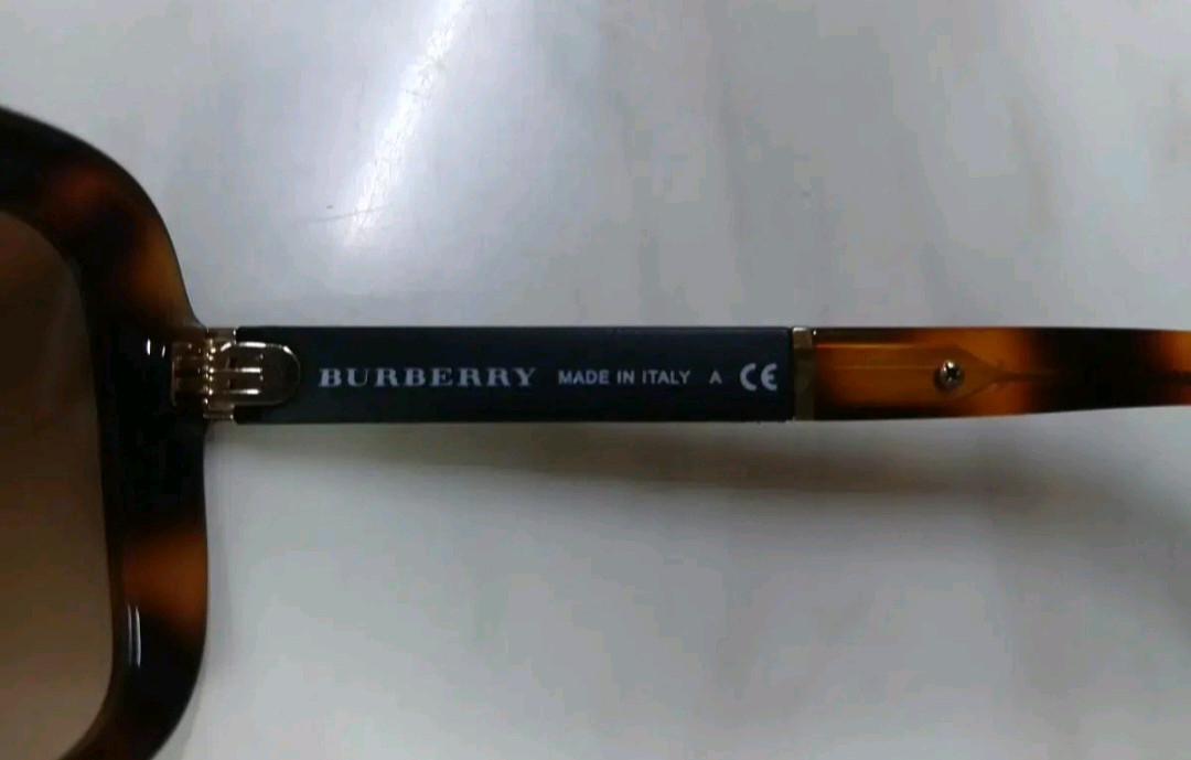 [이태리 정품] 버버리 여성용 선글라스 (사이즈 꼭!!! 보세요...!!!) 이미지