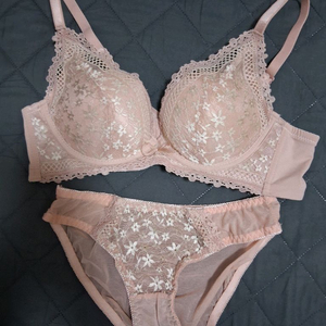볼륨업 레이스 브라/팬티 세트 새거 정가 49000원 이미지