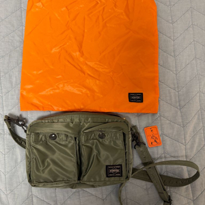 요시다 포터 숄더백 세이지 그린 이미지