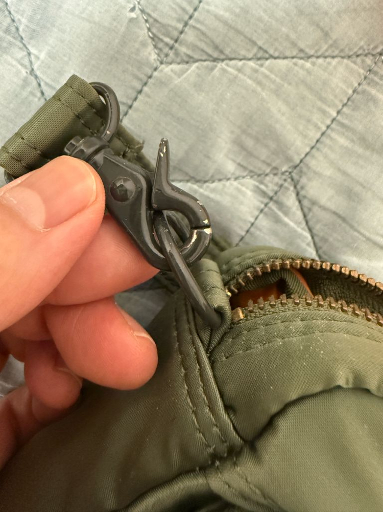 요시다 포터 숄더백 세이지 그린 이미지