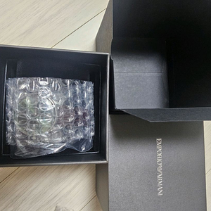 엠포리오 아르마니 시계 녹판 새제품 팝니다 이미지