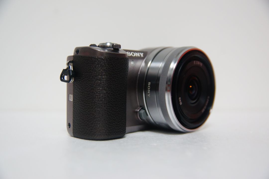[소니] A5100 브라운 미러리스 팝니다. 이미지
