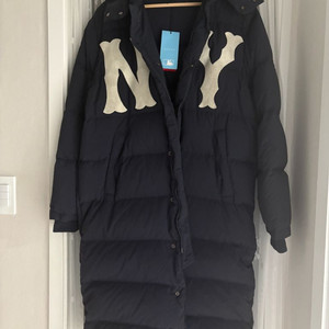 구찌mlb 콜라보 롱패딩 이미지