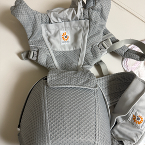 에르고베이비 옴니브리즈 디럭스 메쉬 아기띠 (펄 그레이) 이미지