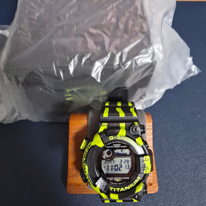 지샥 프로그맨 독개구리 GW-8200TPF 미사용 이미지