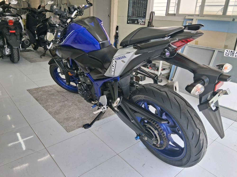mt03 야마하 오토바이 17년 r3 cbr gsx 이미지