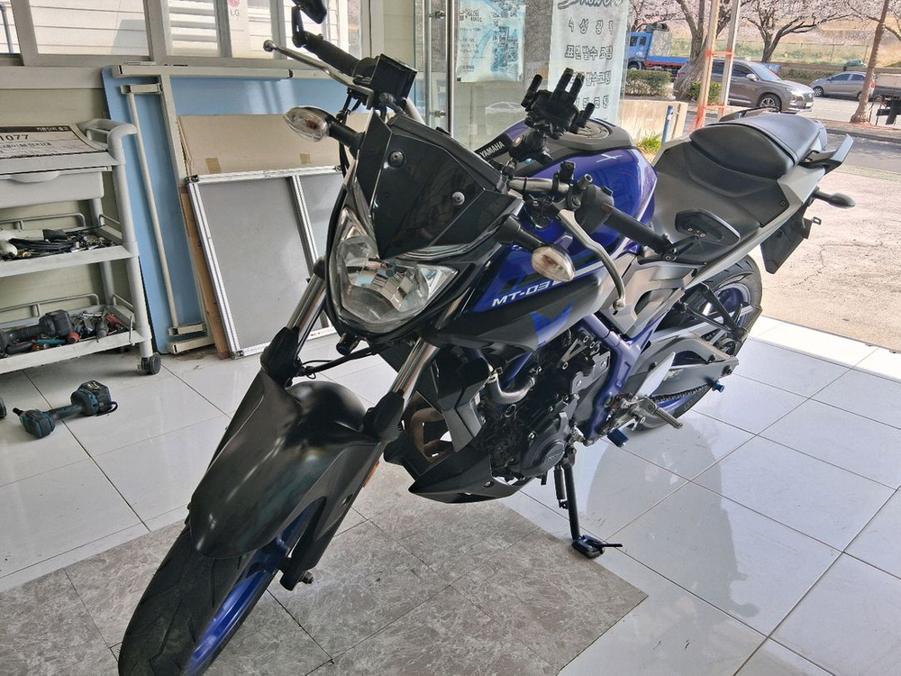 mt03 야마하 오토바이 17년 r3 cbr gsx 이미지
