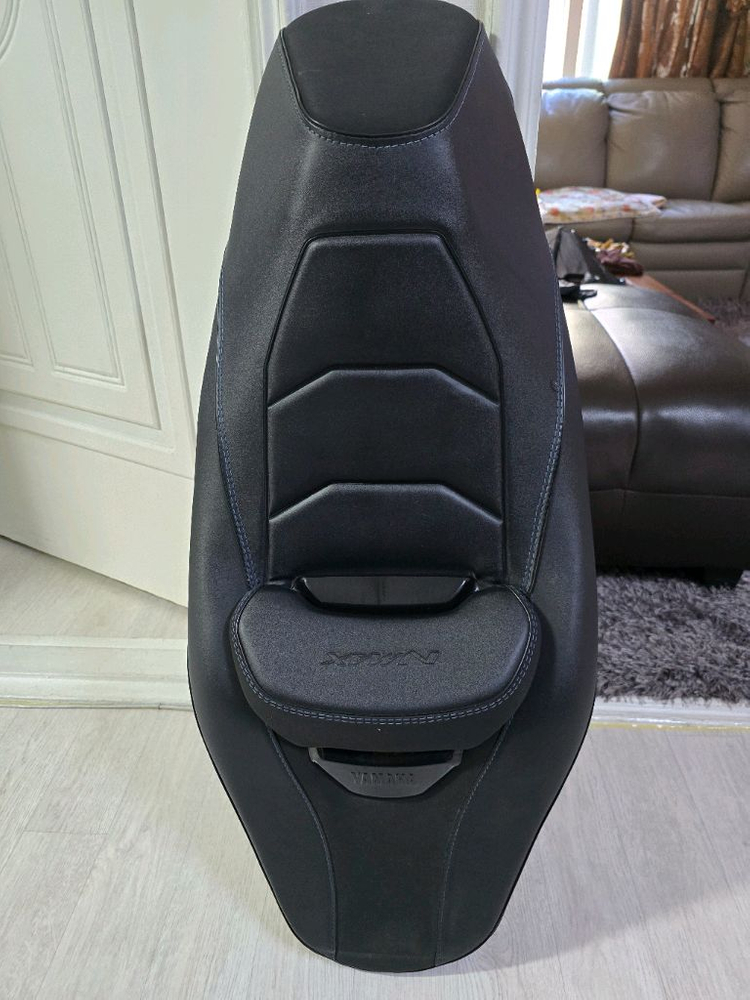 nmax155 컴포트시트 이미지